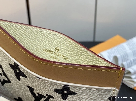 AAA Pruses Bags HOLDER-11*7*0.5cm CARD LOUIS VUITTON 0712